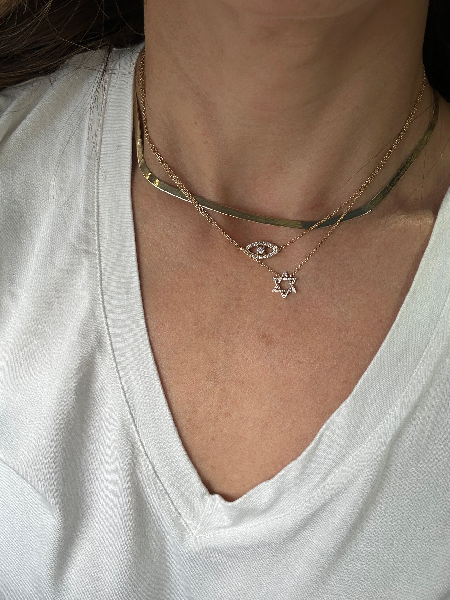 Magen David - 18kt Yellow Gold and Diamond Star of David