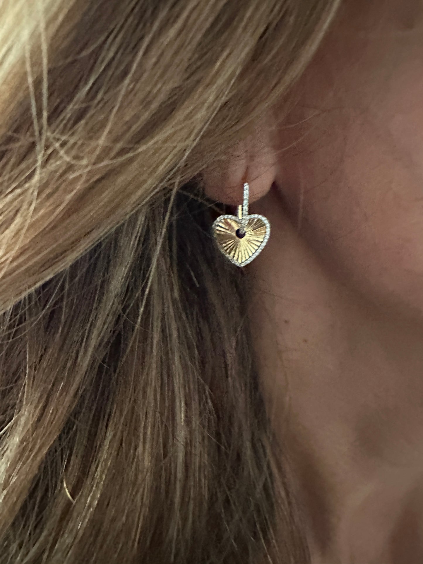 Amore - 18kt Yellow Gold and Diamond Medallion Heart Earrings