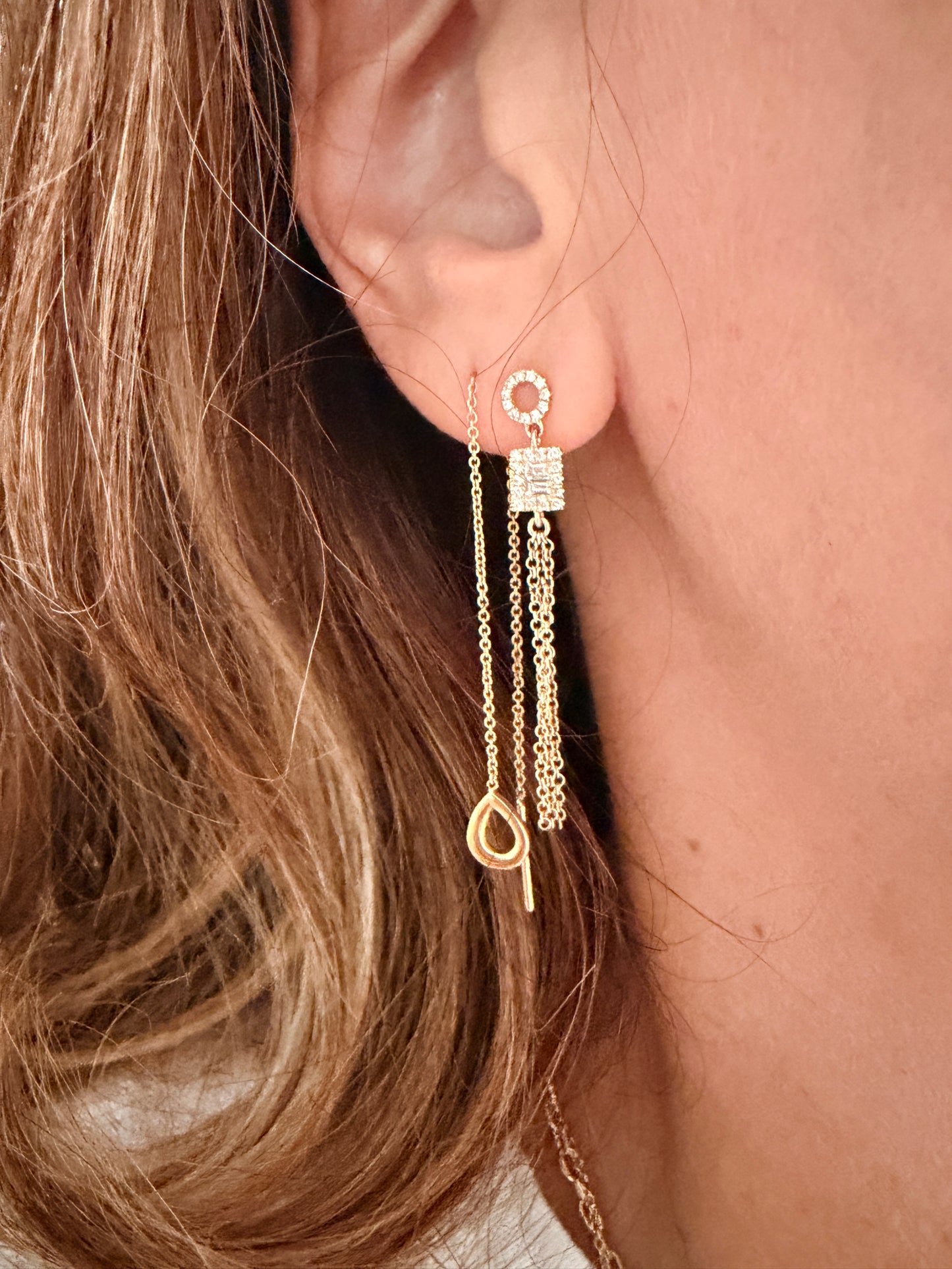 Starlight - 14k Yellow Gold Circle Square Chain Earring